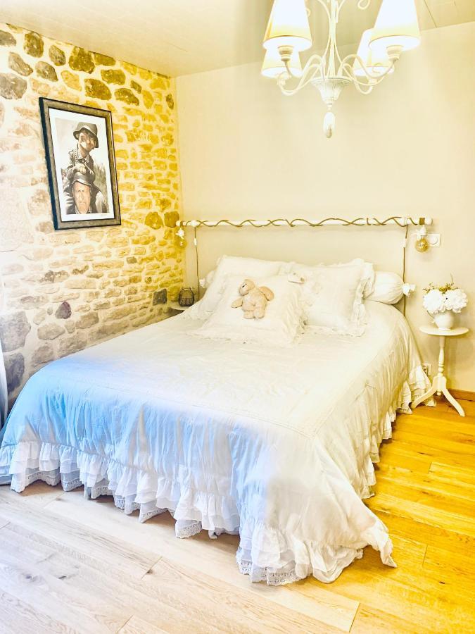 Villa L'écrin des symes Simeyrols Exterior foto